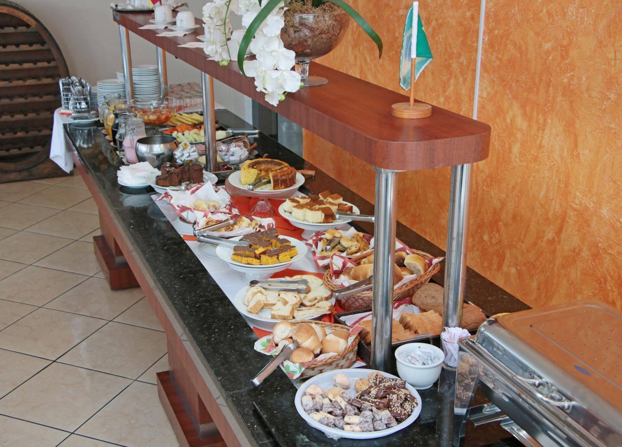 Hotel Vivendas Centro Erechim Bagian luar foto